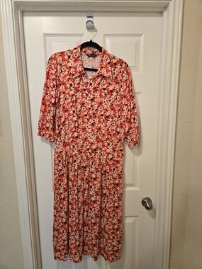 Floral Button-Front Midi Dress in Coral Red